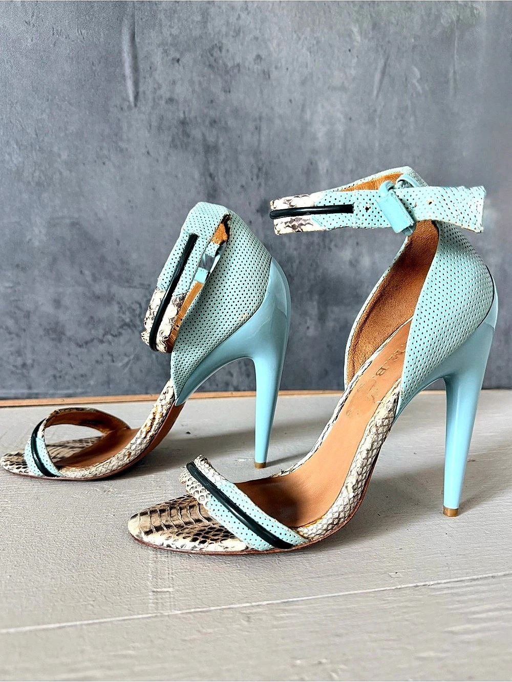 LAMB VINTAGE Blue Animal Print Heels real leather